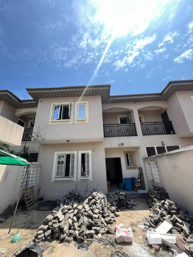 Terrace in Ikota, Lagos