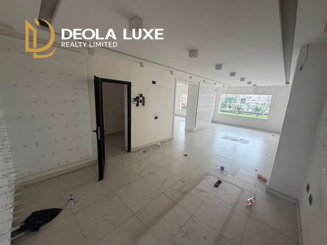 Shop in Lekki Phase 1, Lagos