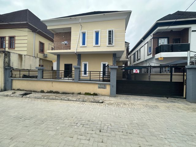 Detached in 2nd Toll Gate, Lagos