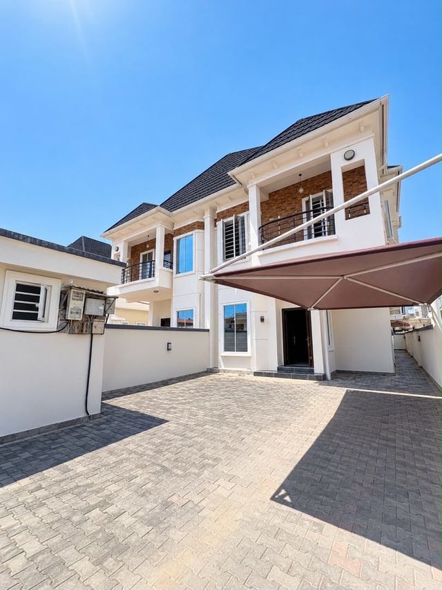 Semi-detached in Orchid, Lagos