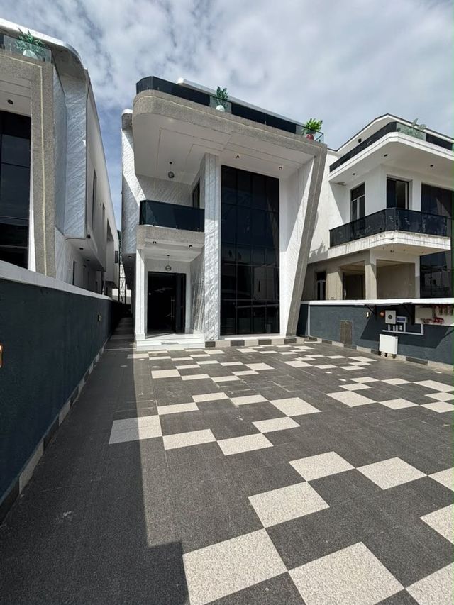 Detached in Ajah, Lagos