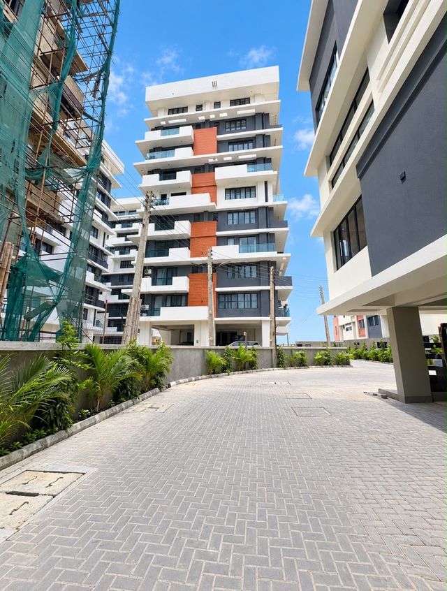 Maisonette in Lekki Phase 1, Lagos